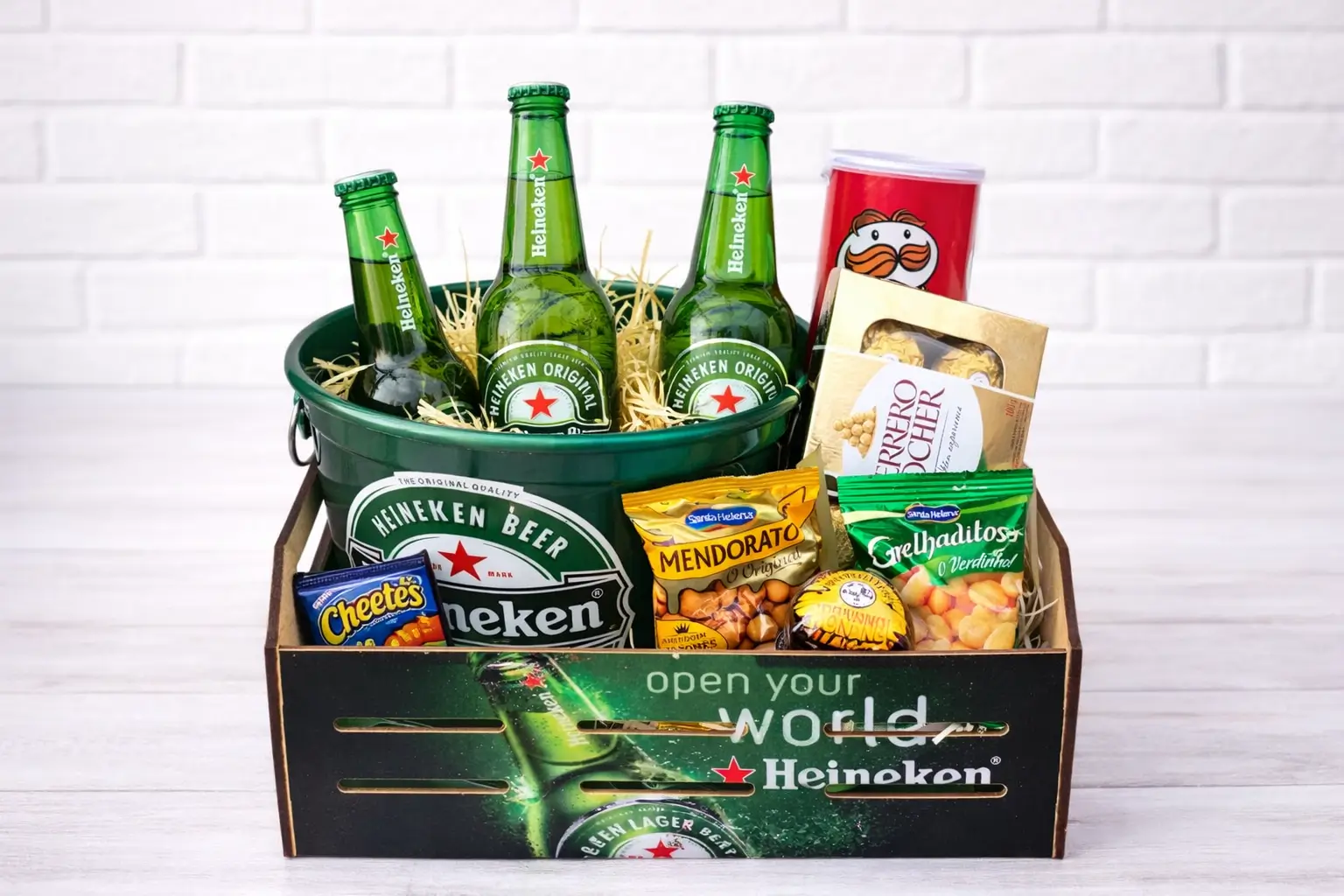 Kit Heineken com Petiscos Premium